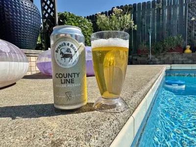 bhensonb's photo of County Line
