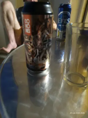 kamilgrzeszczak's photo of Fat Robot - AI generated beer
