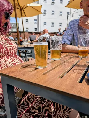 simontomlinson's photo of Karma Citra