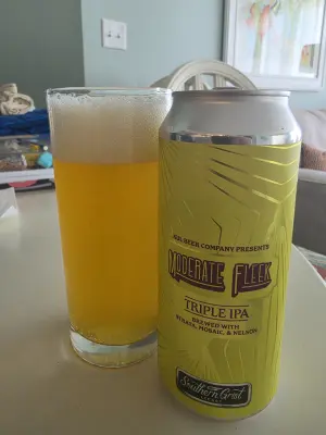 tnkw01's photo of Moderate Fleek