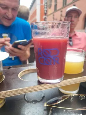 Arsol's photo of Glass Pyramid Project Freshly Squeezed: Banana + Strawberry + Vanilla
