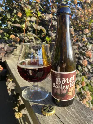 IpaPils's photo of Bötet Barley Wine Tawny Port