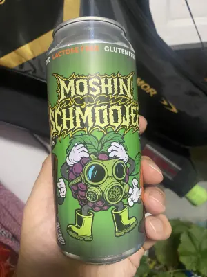 wyzzywyz22's photo of Moshin' Schmoojee