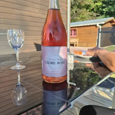 minutemat's photo of Le Clos Fleuri Cidre Rosé