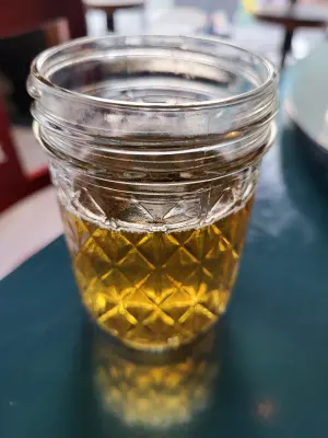 danlo's photo of Far West Sharing Is Caring