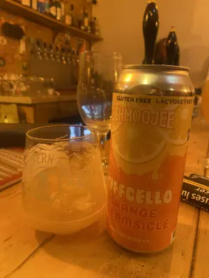 wyzzywyz22's photo of Schmoojee Puffcello Orange Creamsicle