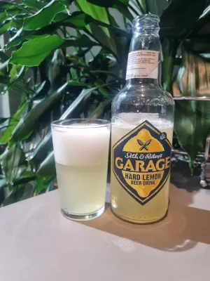 Arsol's photo of Seth & Riley's Garage Hard Lemon Drink