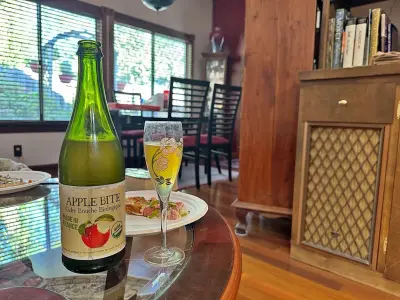 bhensonb's photo of Apple Bite Cidre Bouché Biologique