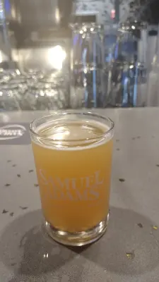 Clarkvv's photo of Vacation Sam - Orange Creamsicle