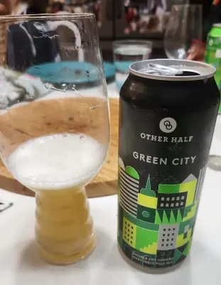 theisti's photo of Green City