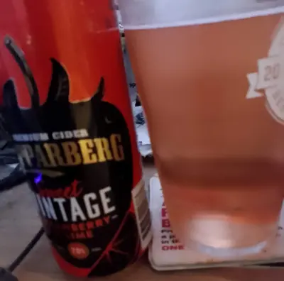 Deanso's photo of Premium Cider Sweet Vintage Strawberry & Lime
