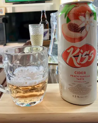 Grumbo's photo of Kiss Cider Peach Vanilla Taste